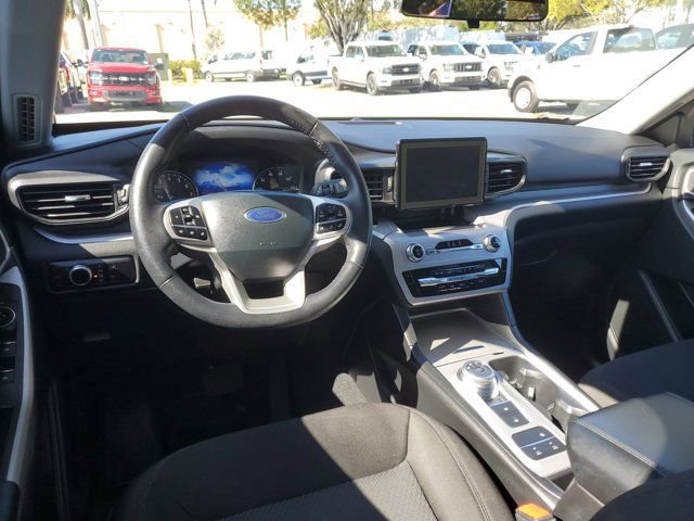 Certified 2023 Ford Explorer XLT image 13