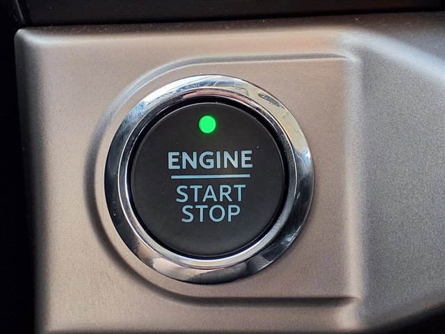 Certified 2023 Ford F150 XLT w/ Equipment Group 302A High image 16