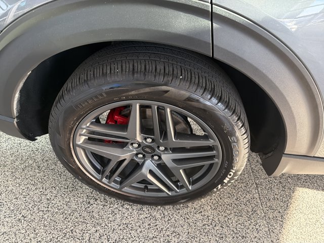 Certified 2025 Ford Explorer ST w/ Sun And Sound Package AWD/4WD image 18