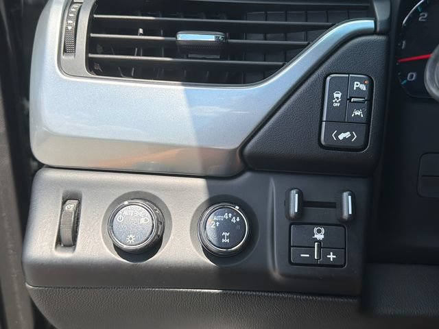 Used 2019 Chevrolet Tahoe LT AWD/4WD image 34