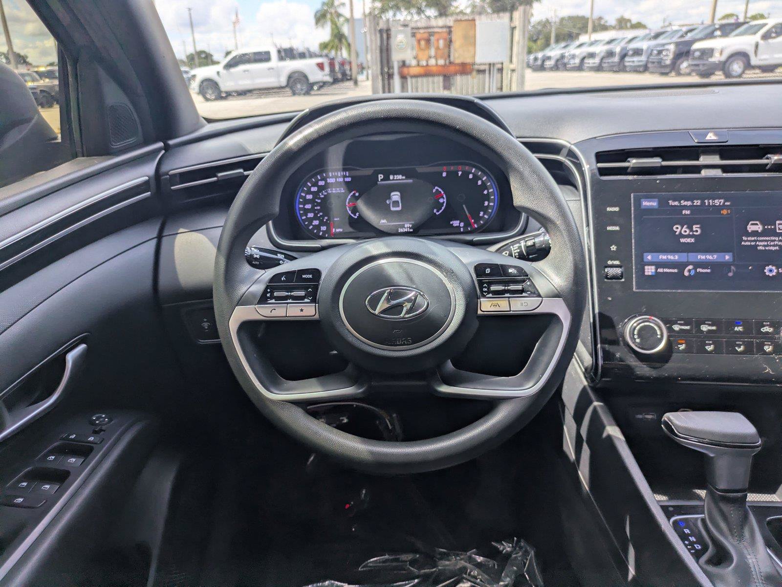Used 2023 Hyundai Santa Cruz SEL FWD image 17