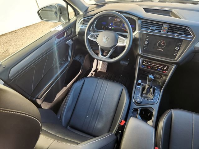 Used 2022 Volkswagen Tiguan SE image 12