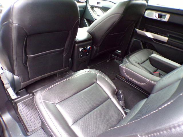 Certified 2023 Ford Explorer Limited w/ Limited Technology Package AWD/4WD image 16