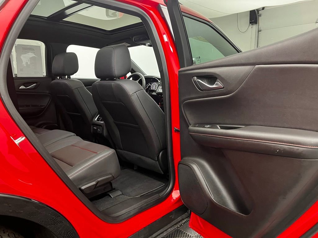 Used 2024 Chevrolet Blazer RS w/ Enhanced Convenience Package image 33
