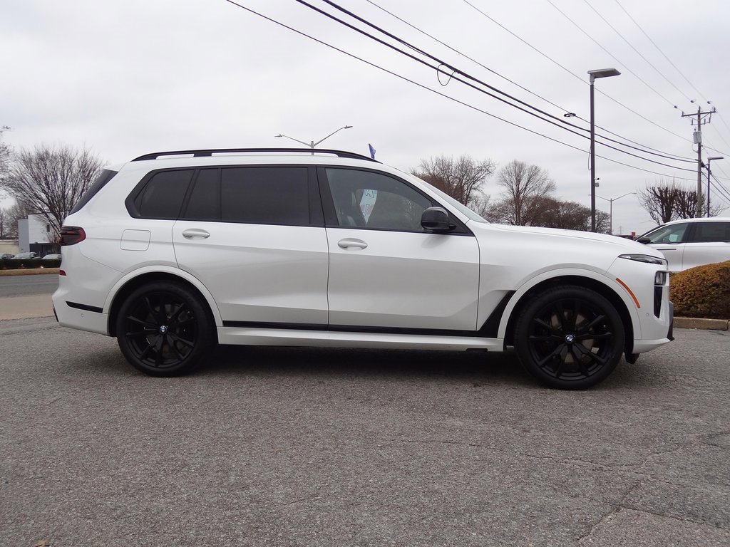 Used 2024 BMW X7 M60i w/ Executive Package image 7