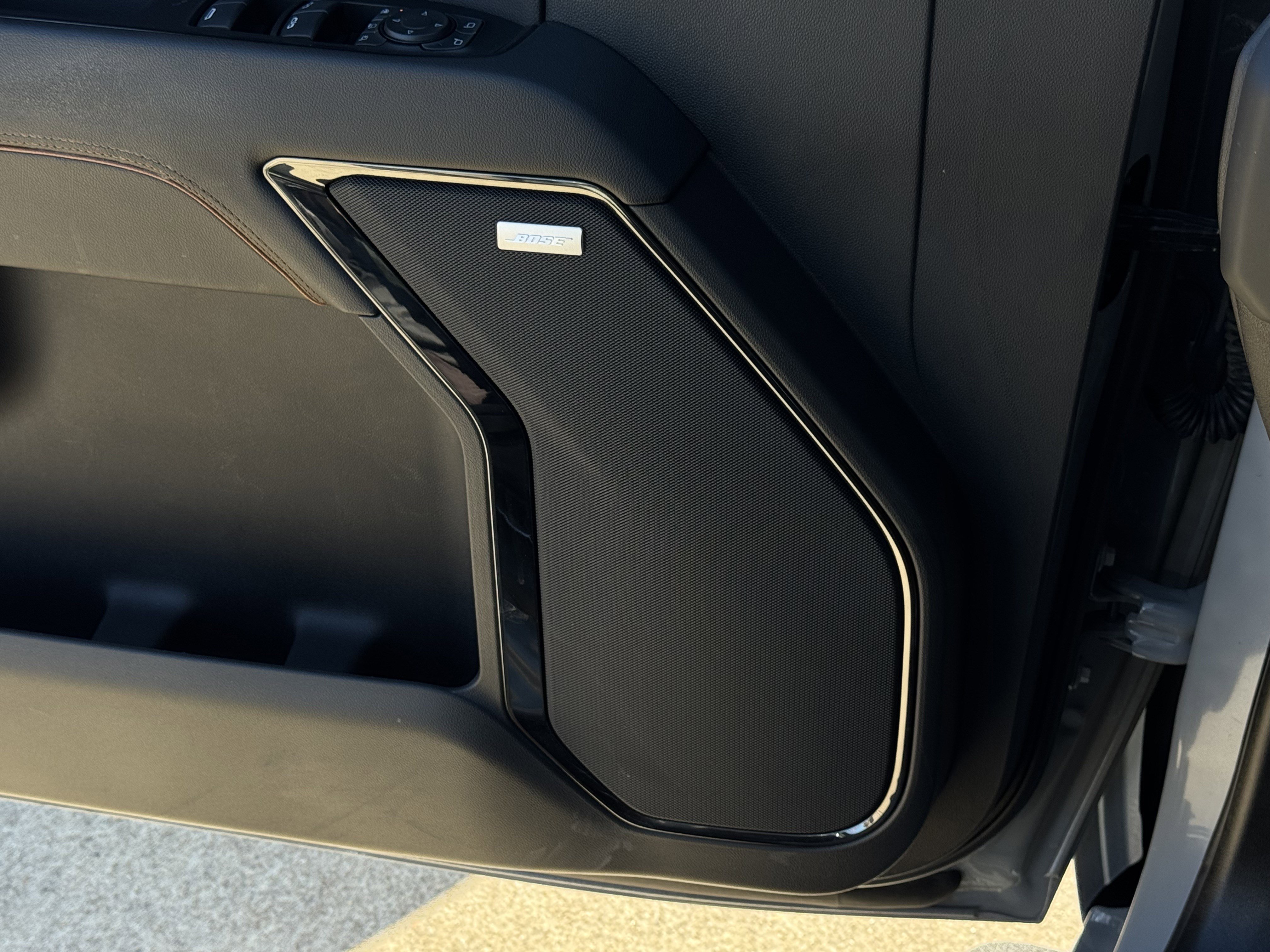 Used 2024 GMC Sierra 2500 AT4 w/ AT4 Preferred Package image 25