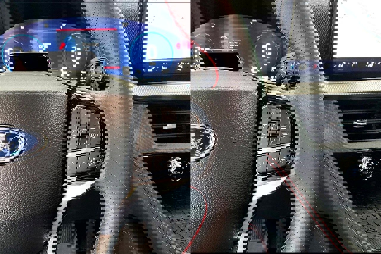 Certified 2025 Ford Explorer ST image 23