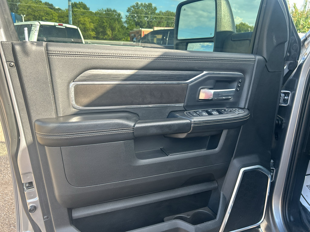 Used 2024 RAM 2500 Laramie w/ Night Edition AWD/4WD image 19