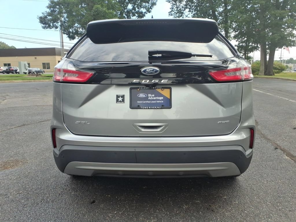 Certified 2023 Ford Edge SEL w/ Convenience Package AWD/4WD image 3