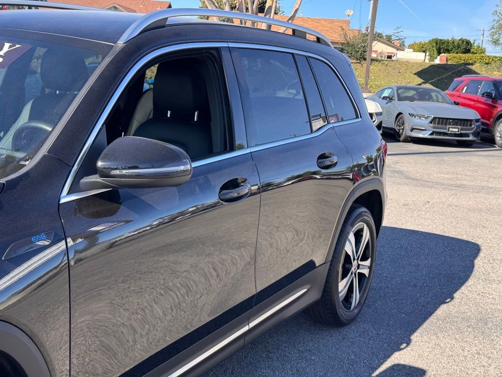 Used 2023 Mercedes-Benz EQB 300 300 image 9