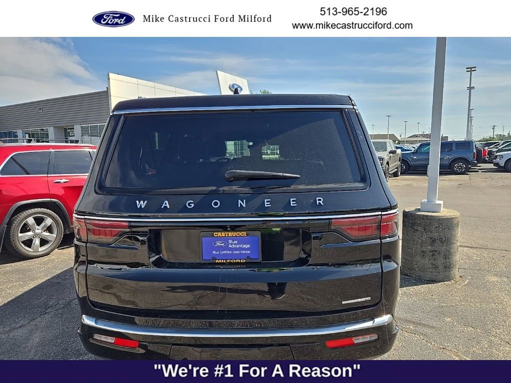 Used 2024 Jeep Wagoneer L Series III w/ Flexible Seating Group image 3