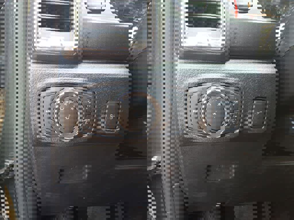 Certified 2022 Ford Ranger XLT w/ Equipment Group 301A Mid image 11