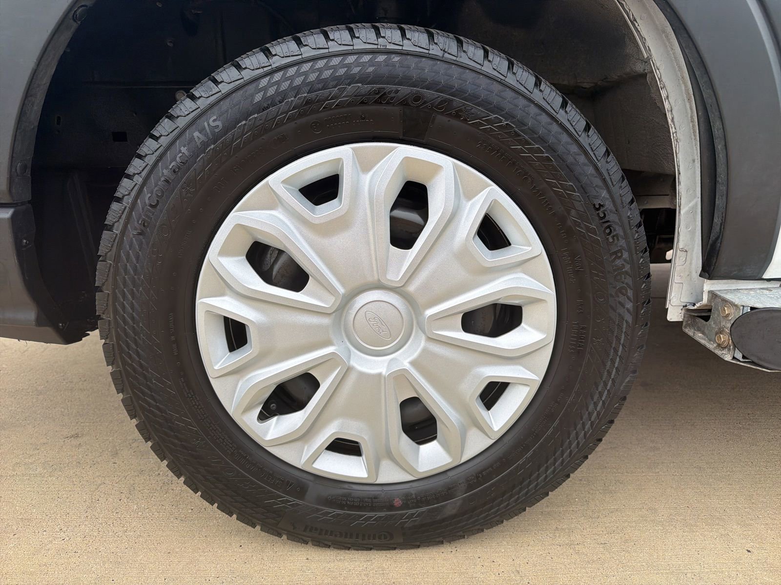 Certified 2024 Ford Transit 250 Base w/ Exterior Upgrade Package image 11