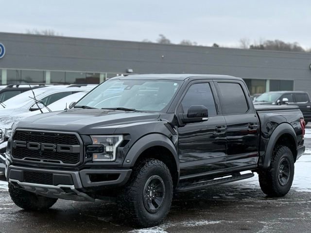 Certified 2018 Ford F150 Raptor w/ Equipment Group 802A Luxury image 32