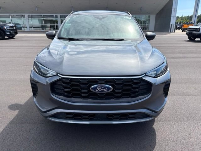 Certified 2024 Ford Escape ST-Line w/ Tech Pack #1 AWD/4WD image 8