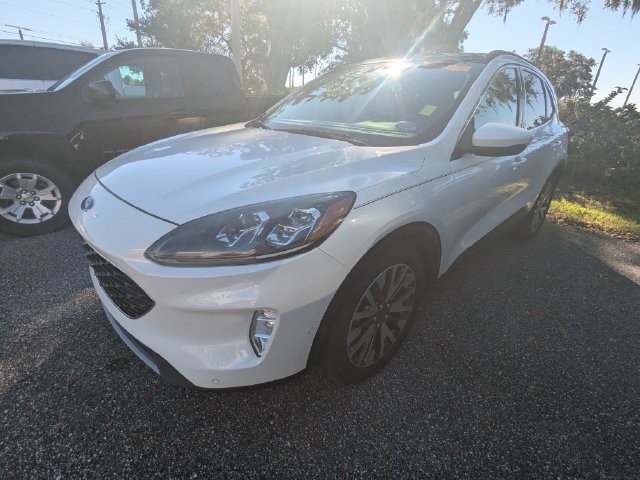 Certified 2020 Ford Escape Titanium FWD image 4
