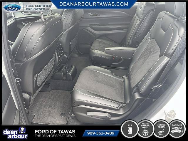 Used 2025 Jeep Grand Cherokee L Altitude AWD/4WD image 4