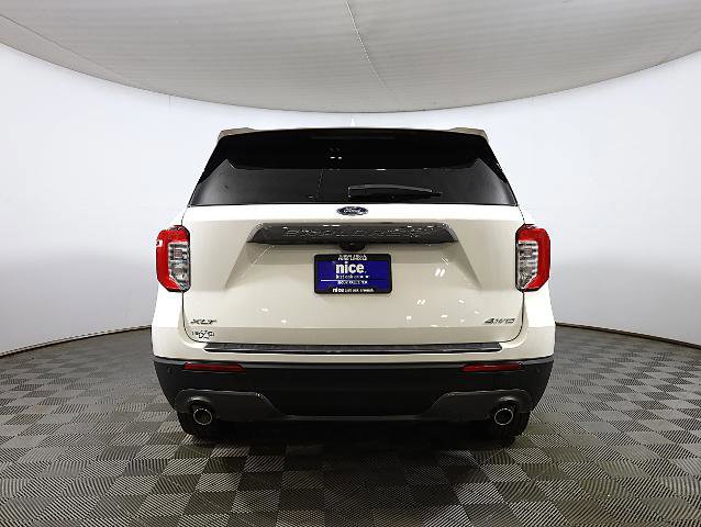 Certified 2024 Ford Explorer XLT w/ Equipment Group 202A image 3
