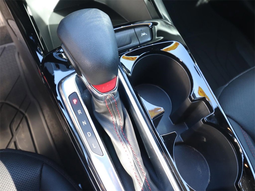 Used 2025 Chevrolet Trax RS w/ Driver Confidence Package image 19