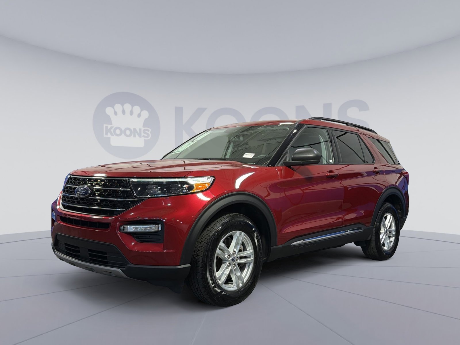 Certified 2020 Ford Explorer XLT w/ Equipment Group 202A AWD/4WD image 1