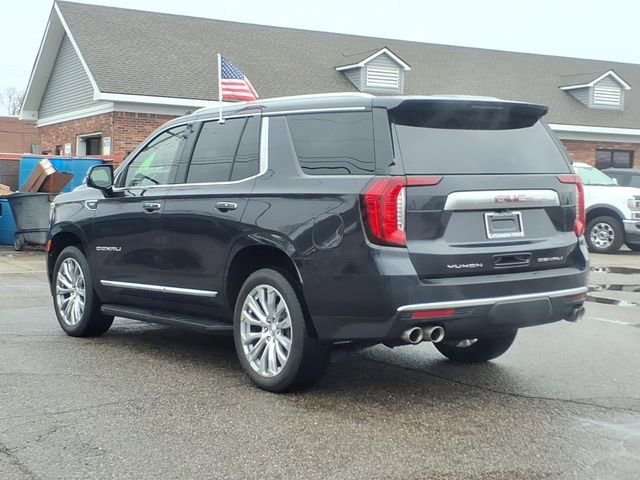 Used 2023 GMC Yukon Denali w/ LPO, Floor Liner Package image 2