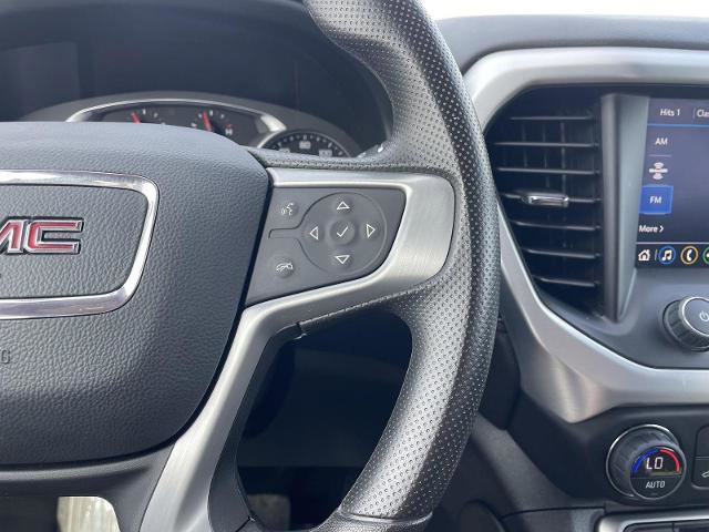 Used 2023 GMC Acadia SLE w/ Driver Convenience Package image 14