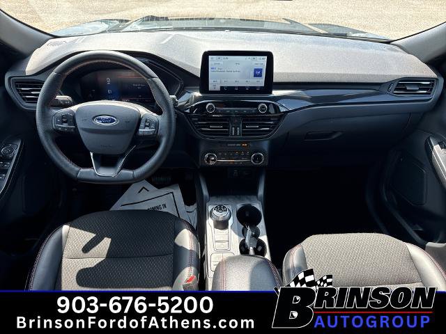 Certified 2025 Ford Escape ST-Line Select AWD/4WD image 16