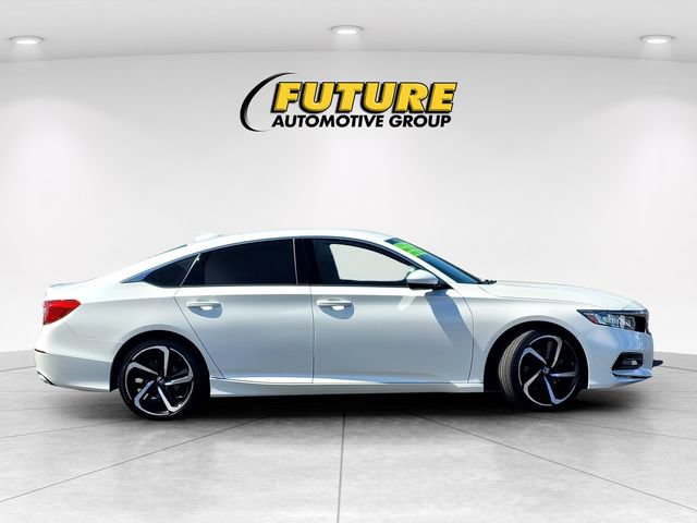 Used 2018 Honda Accord Sport image 3