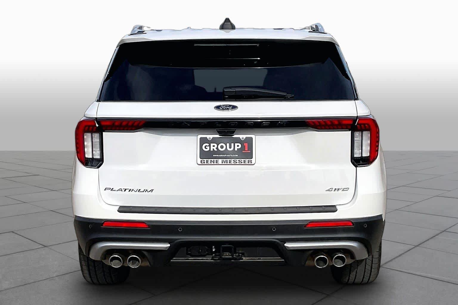Certified 2025 Ford Explorer Platinum w/ Ultimate Package AWD/4WD image 5