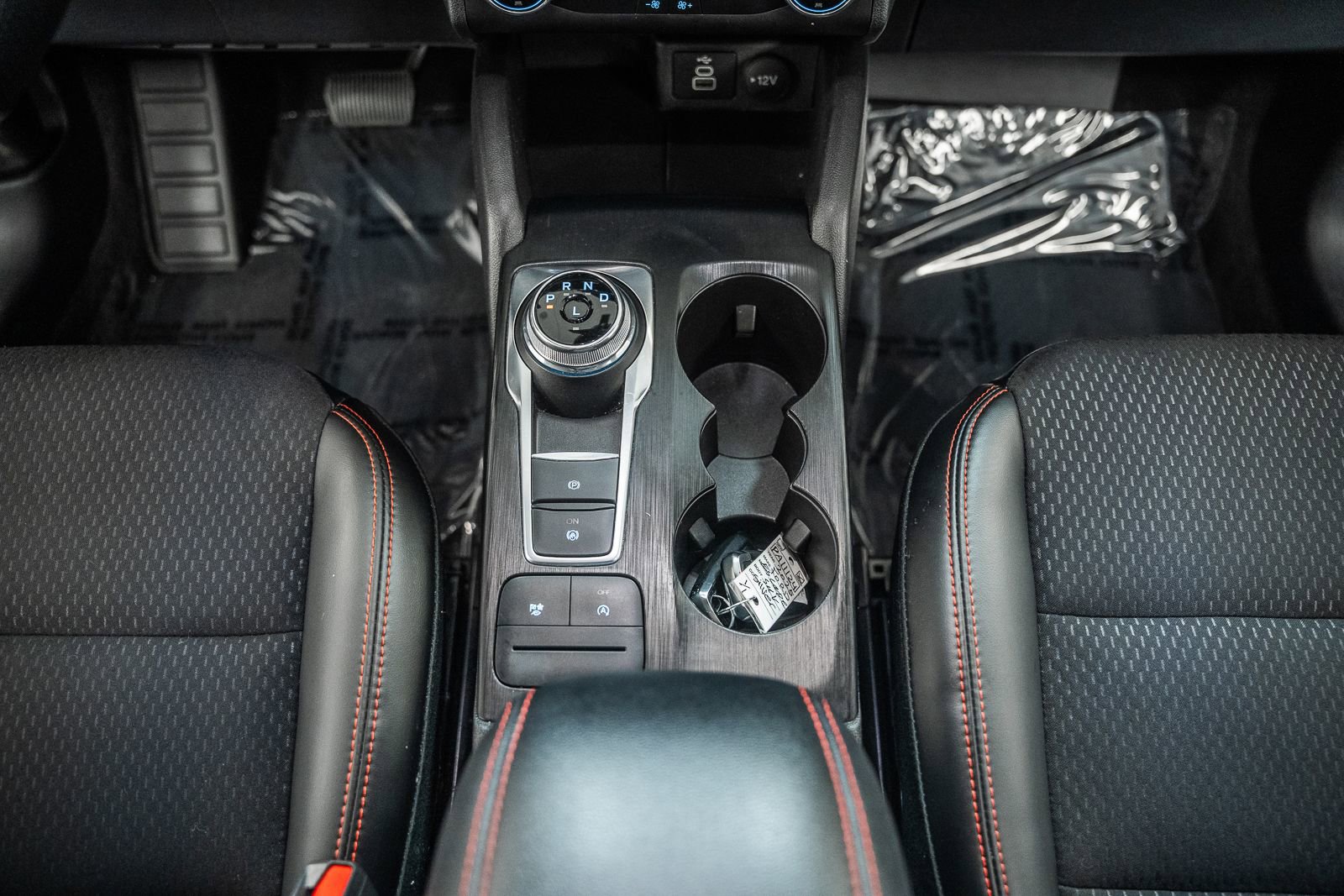 Certified 2025 Ford Escape ST-Line image 32