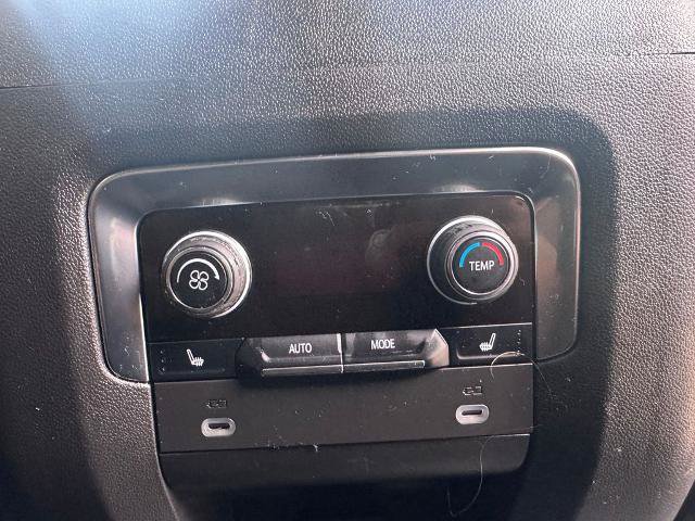 Used 2024 Chevrolet Tahoe High Country AWD/4WD image 16