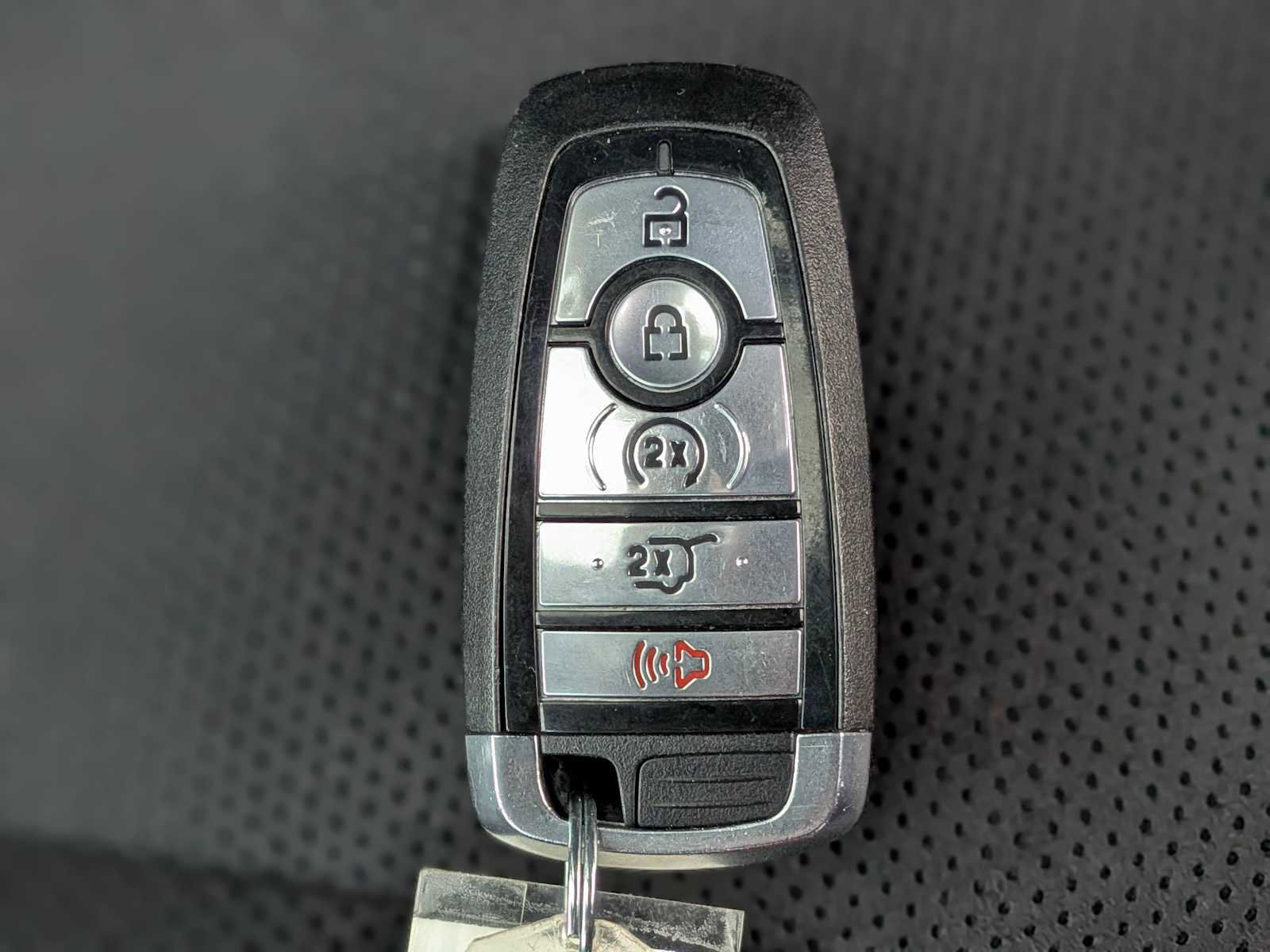 Certified 2025 Ford Explorer ST image 36