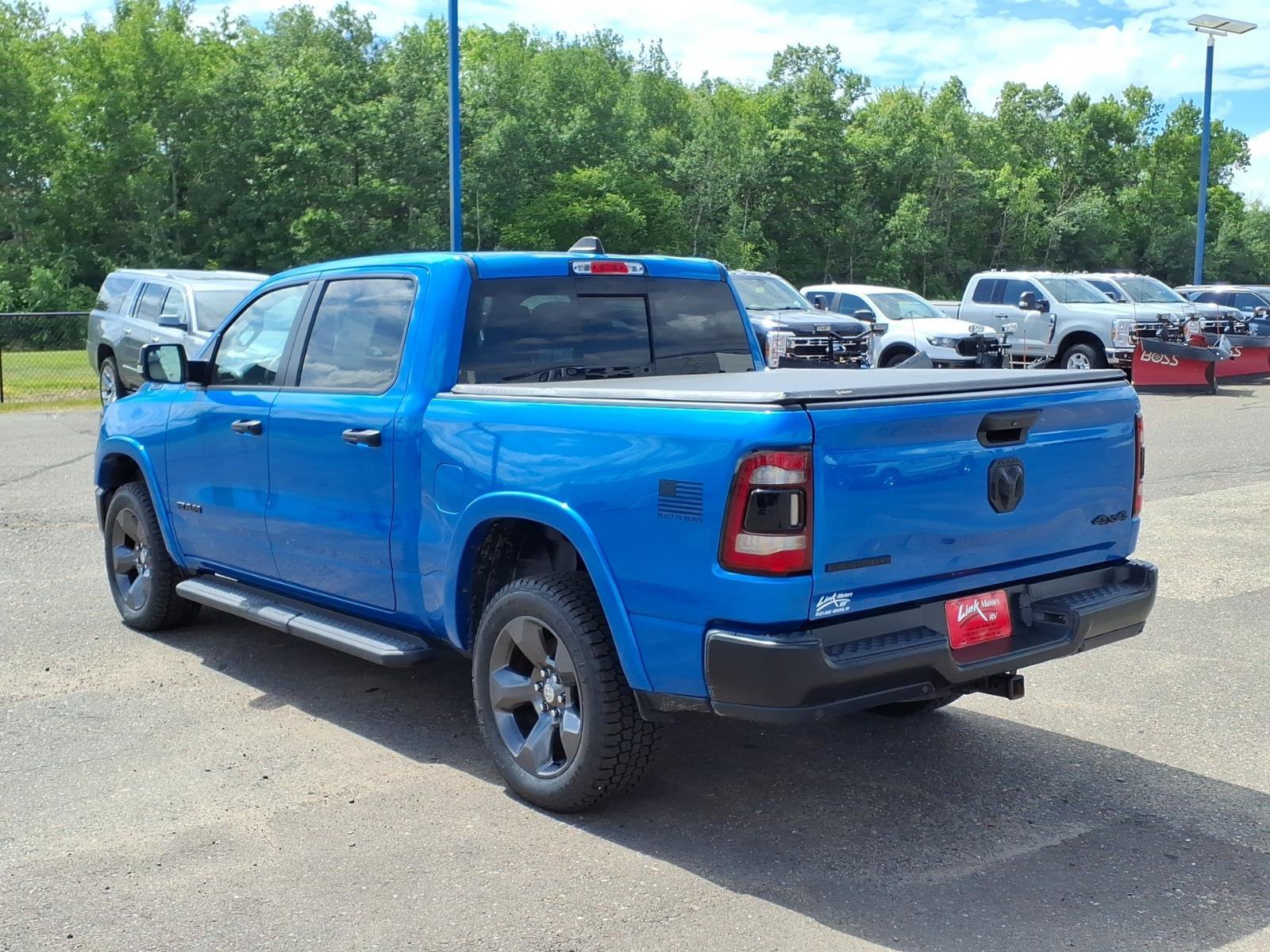 Used 2023 RAM 1500 Big Horn AWD/4WD image 3