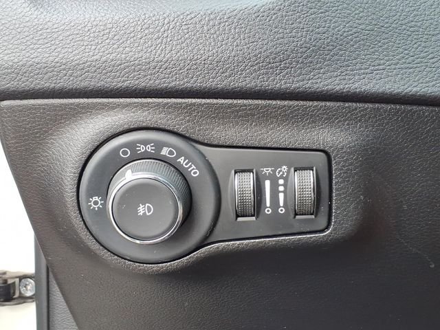 Used 2019 Jeep Compass Latitude w/ Popular Equipment Group AWD/4WD image 21