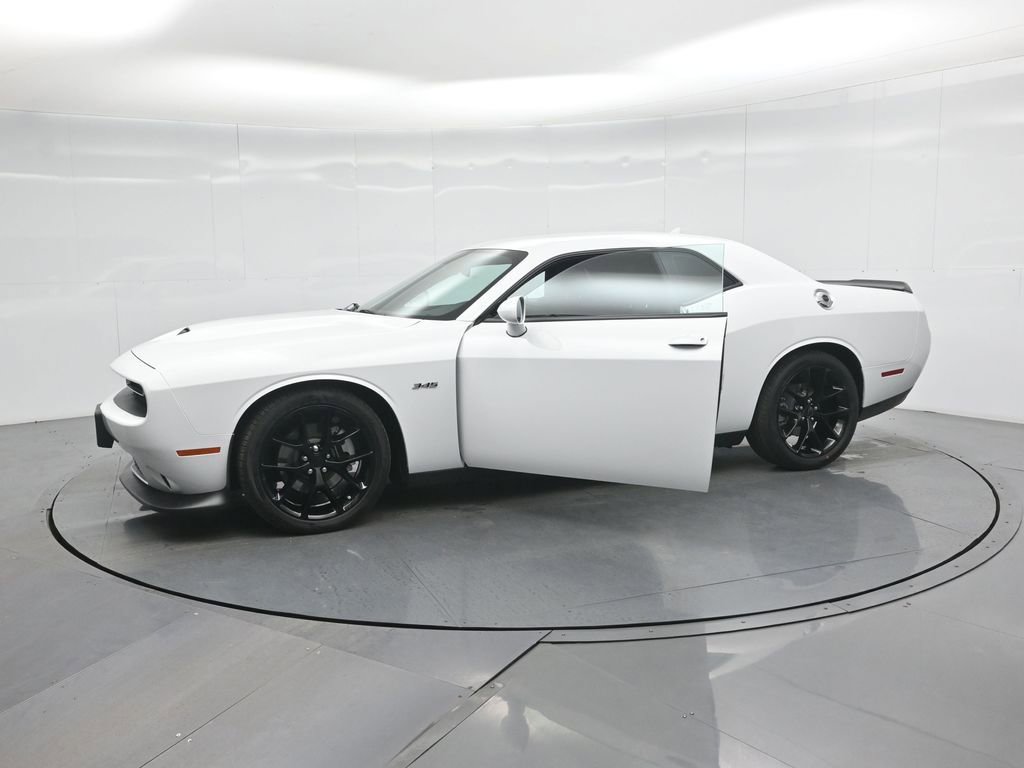 Used 2023 Dodge Challenger R/T image 33