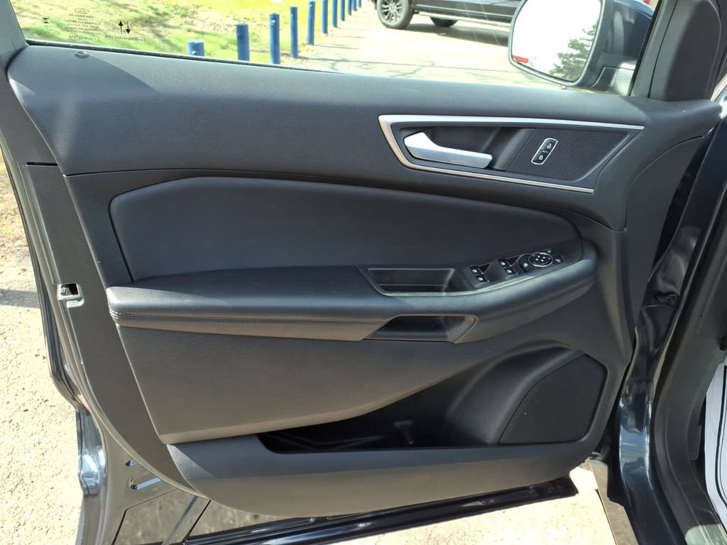 Certified 2023 Ford Edge SEL w/ Convenience Package AWD/4WD image 12