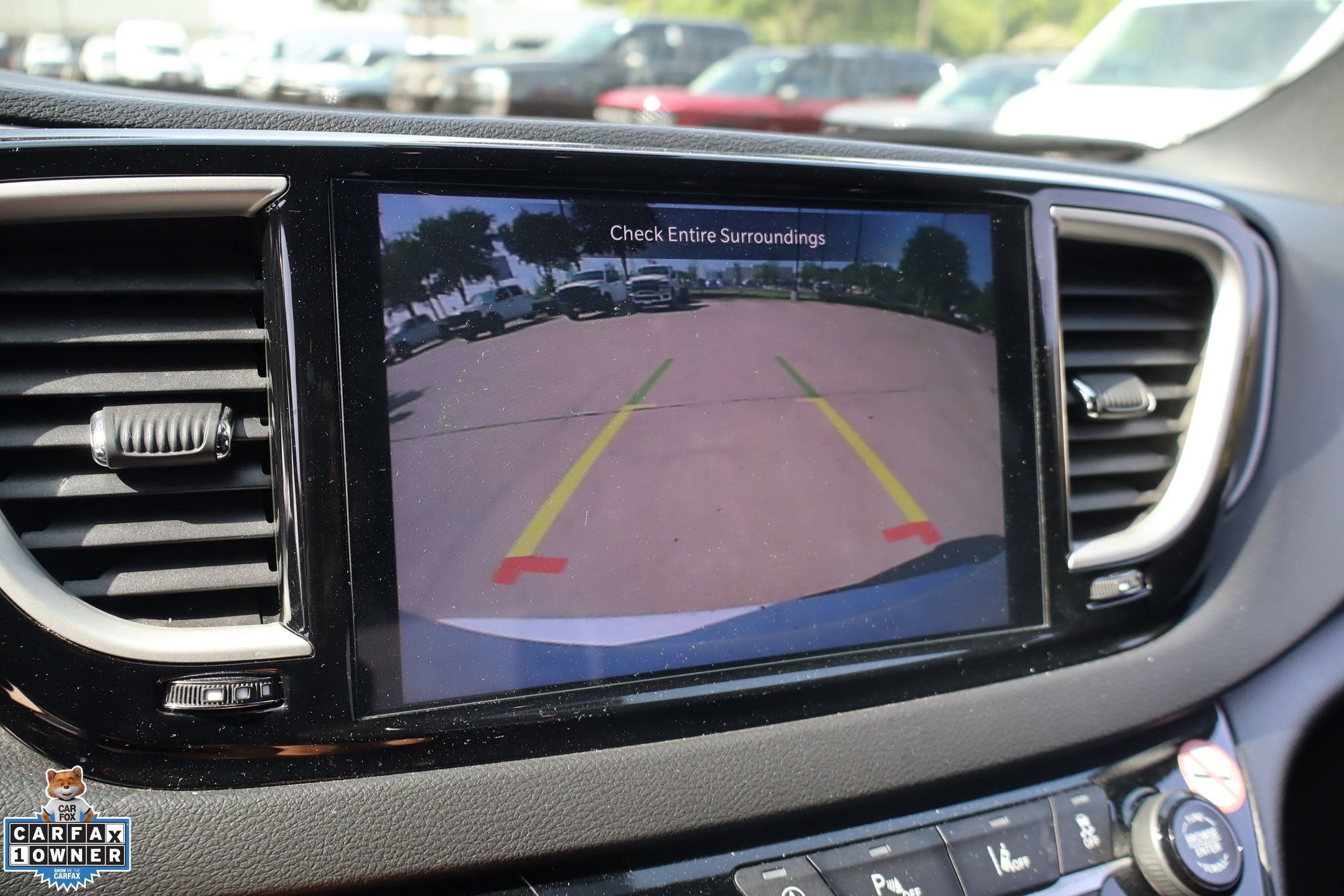 Used 2025 Chrysler Pacifica Select FWD image 21