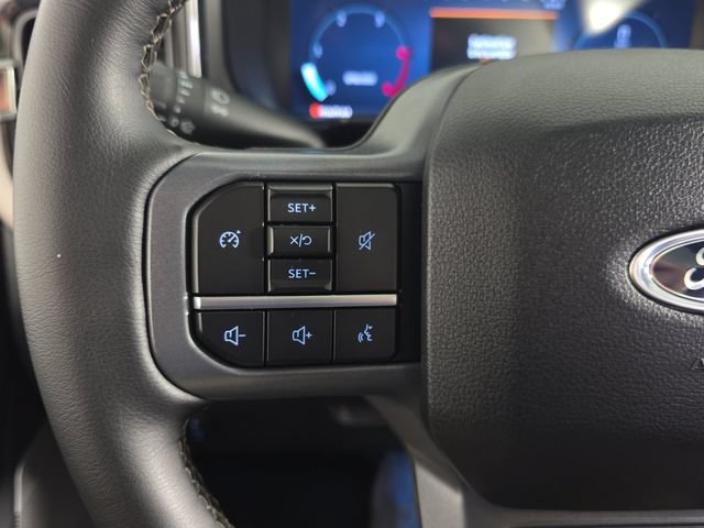 Certified 2025 Ford F350 Lariat w/ Black Appearance Package AWD/4WD image 16