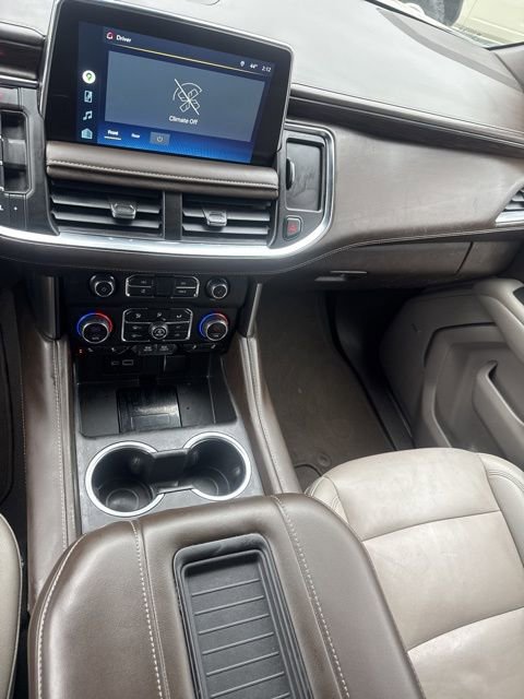 Used 2022 Chevrolet Suburban LT AWD/4WD image 33