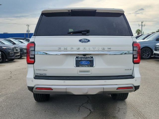 Certified 2022 Ford Expedition Max Limited RWD image 5