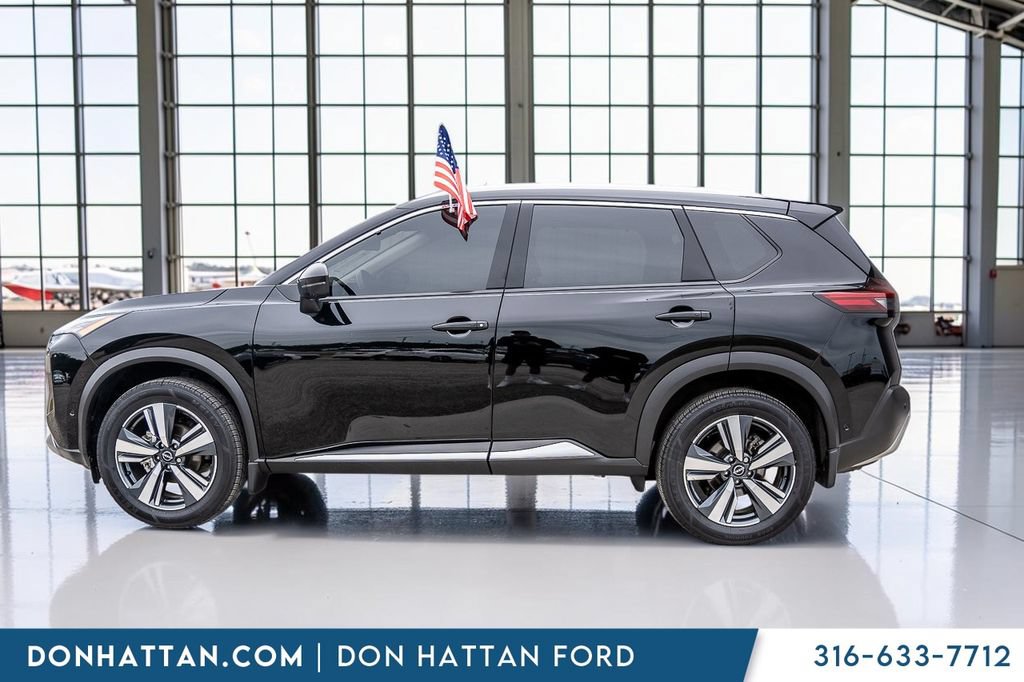Used 2023 Nissan Rogue Platinum w/ Platinum Premium Package AWD/4WD image 2