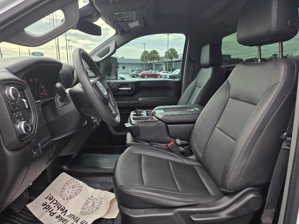 Used 2024 GMC Sierra 2500 Pro w/ Convenience Package AWD/4WD image 5