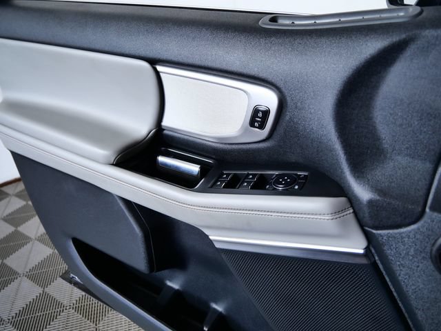 Certified 2025 Ford Expedition Active AWD/4WD image 29