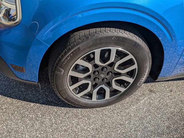 Certified 2022 Ford Maverick Lariat w/ Lariat Luxury Package image 12