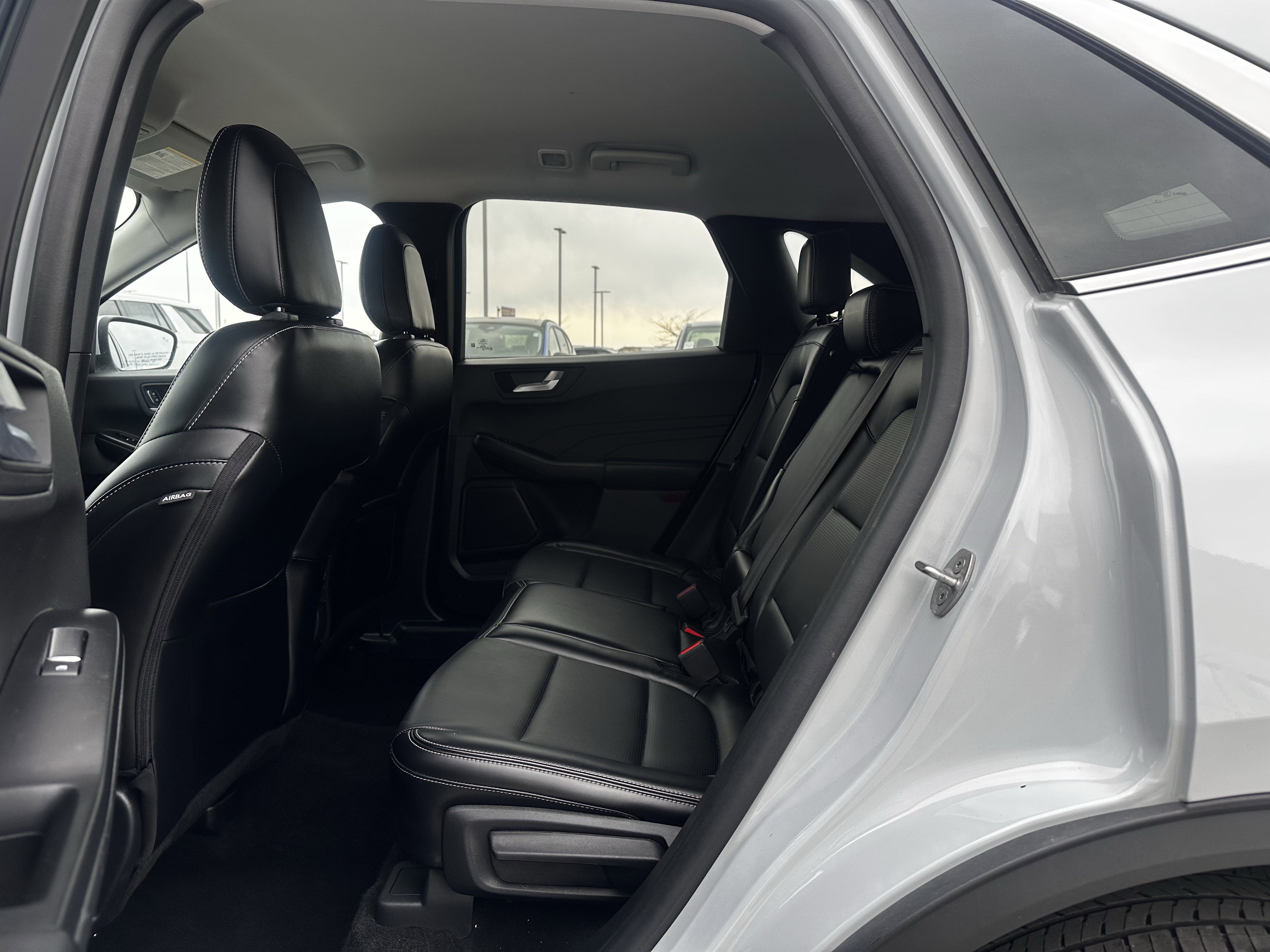 Certified 2025 Ford Escape Platinum AWD/4WD image 19