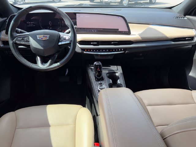 Used 2024 Cadillac XT4 Luxury FWD image 22