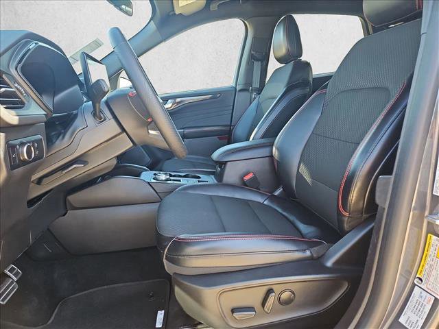 Certified 2023 Ford Escape ST-Line w/ Tech Pack #1 image 16