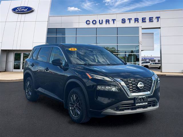 Used 2022 Nissan Rogue S FWD image 3