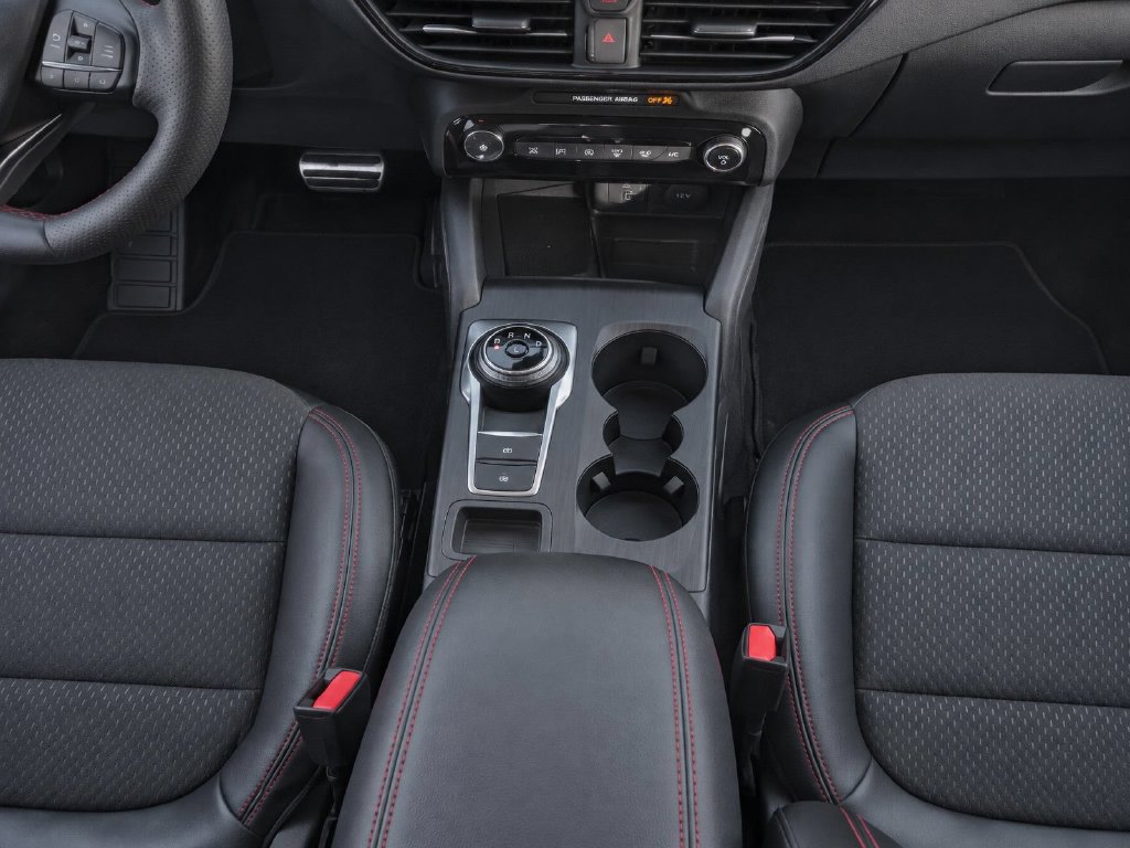 Certified 2024 Ford Escape ST-Line Elite AWD/4WD image 33