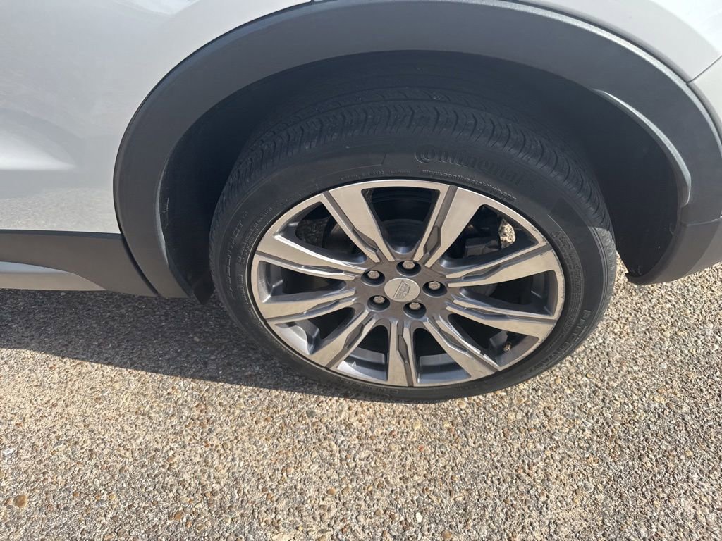 Used 2019 Cadillac XT4 Premium Luxury w/ Driver Assist Package FWD image 23